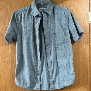 Old Navy Gray Casual Button Down Shirt